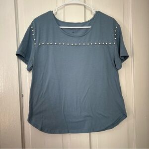 Hannah Blue Pearl-Accent Short Sleeve Top